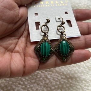 Like new Sorrelli Dangler